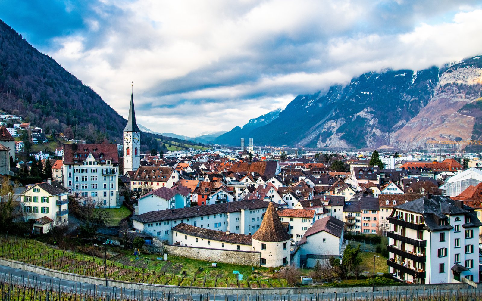 Chur Altstadt mit Alpenpanorama