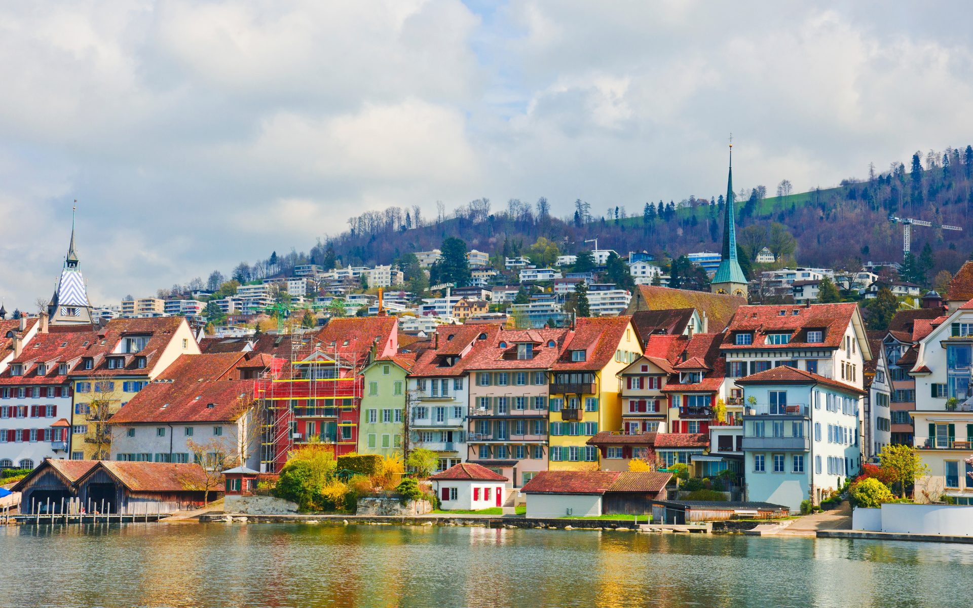 Zürich oder Zug – Kosten und Steuern im Vergleich